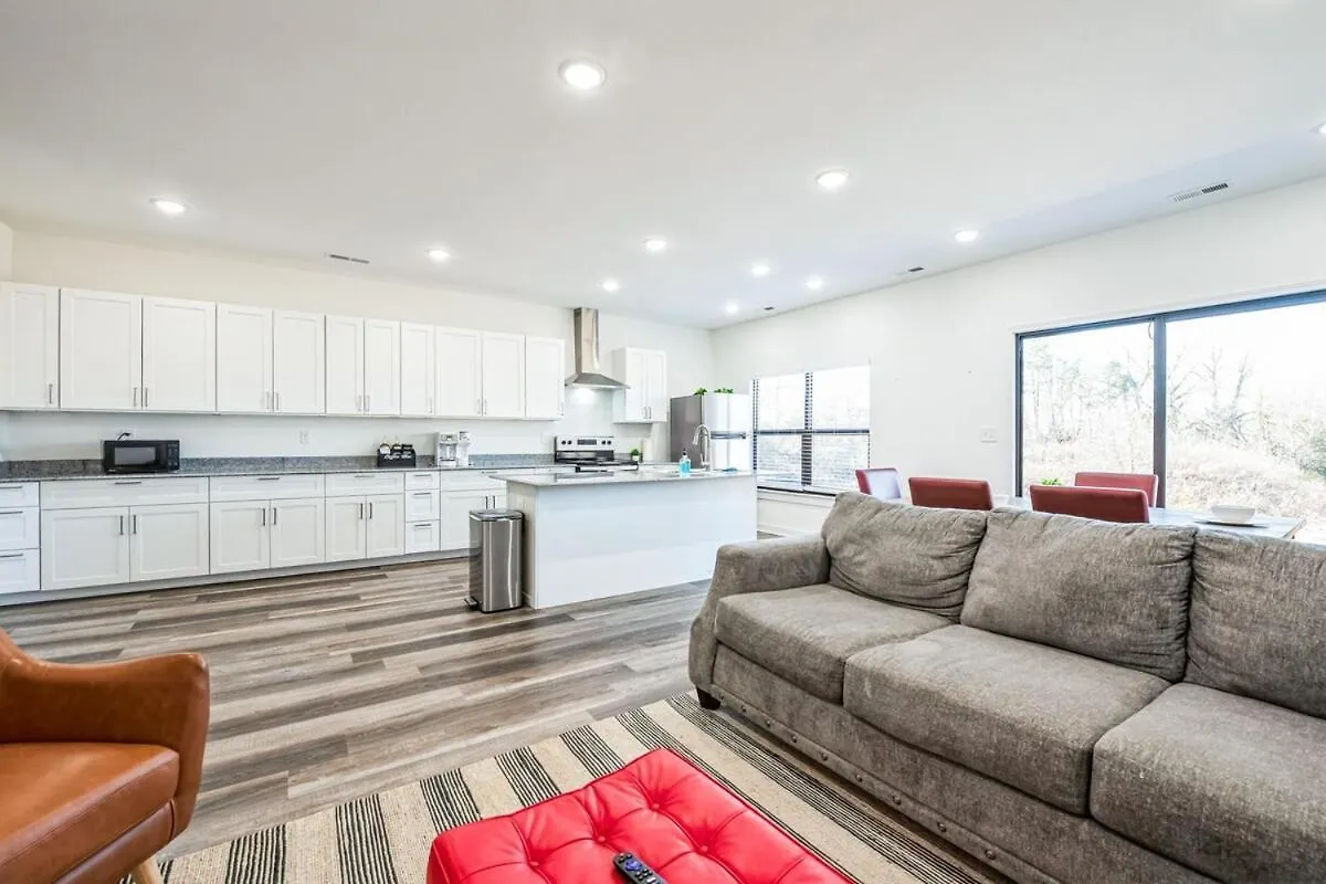 Villa Pet Friendly 3Br House In Charlotte Hébergement de vacances