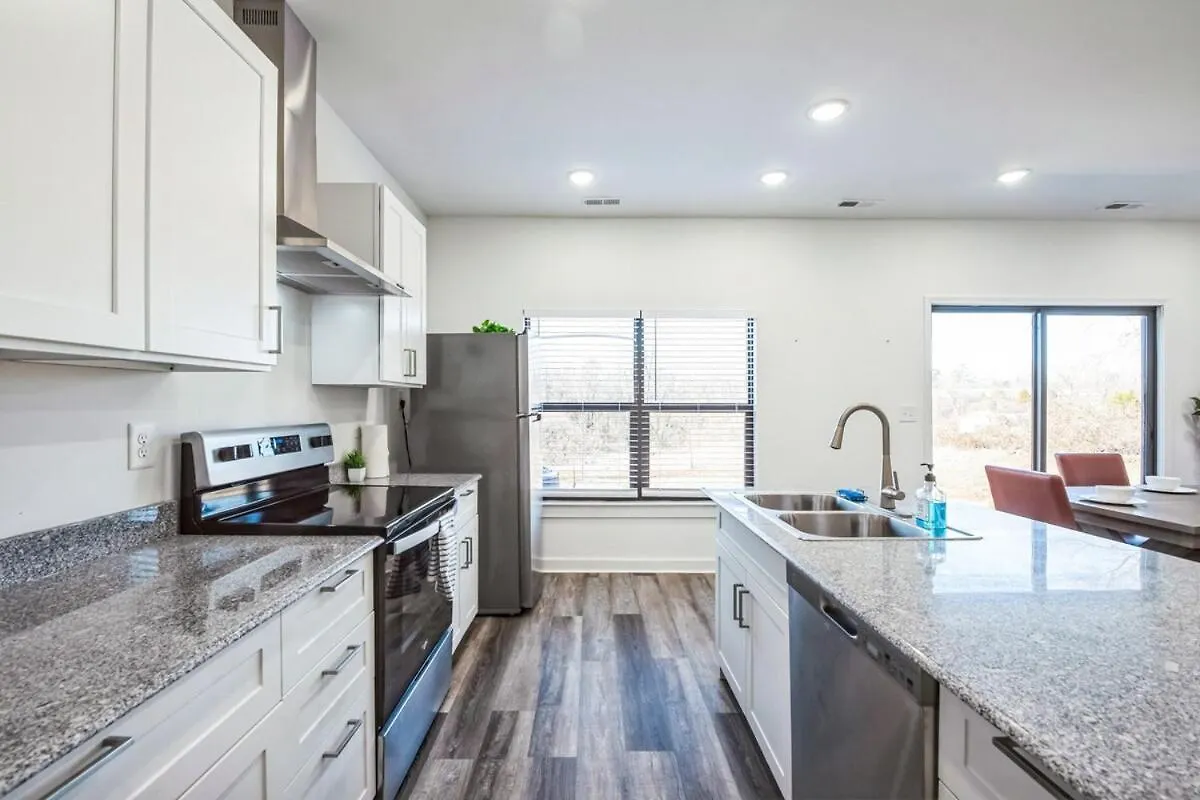 Hébergement de vacances Villa Pet Friendly 3Br House In Charlotte États-Unis
