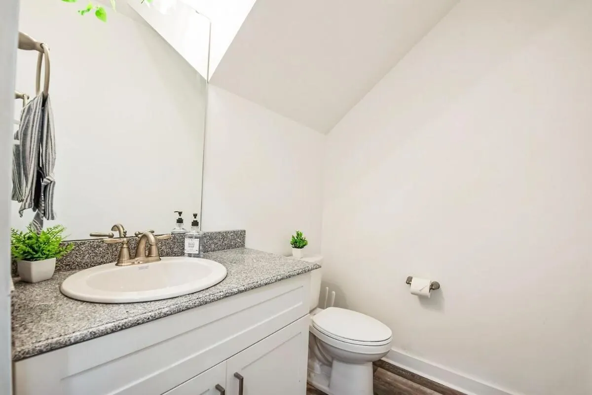 Villa Pet Friendly 3Br House In Charlotte Hébergement de vacances